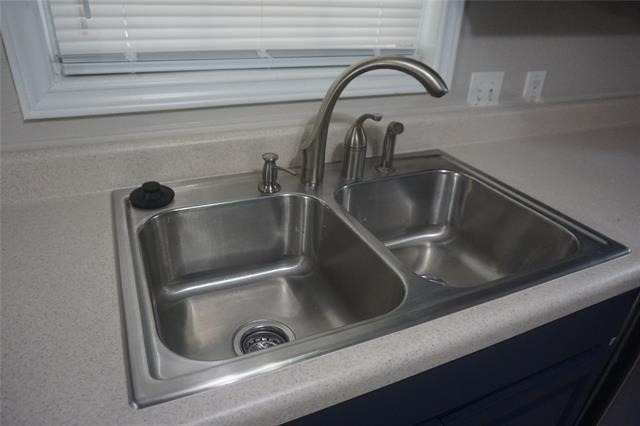 1706 N Ricketts Street - Photo 7
