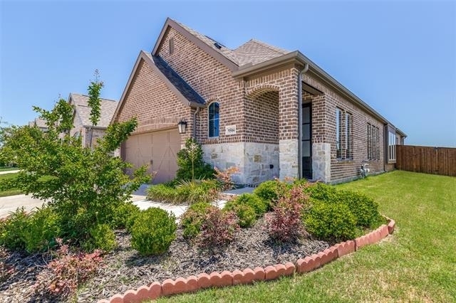 9504 Longhorn Lane - Photo 1