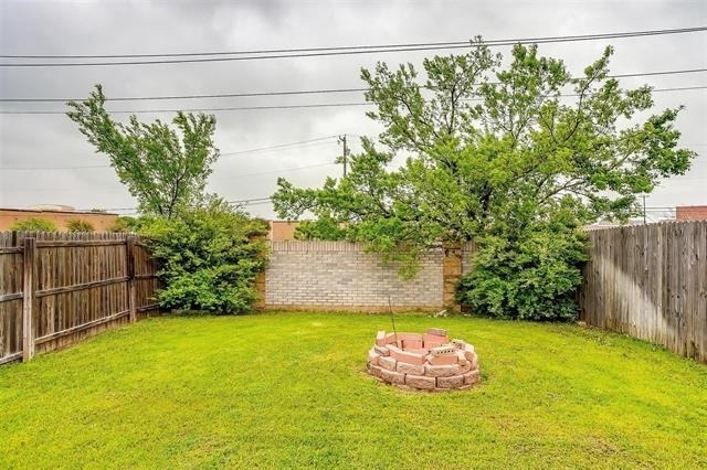 812 Walnut Street - Photo 11
