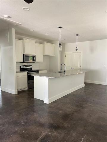 722 E Woodard Street - Photo 1