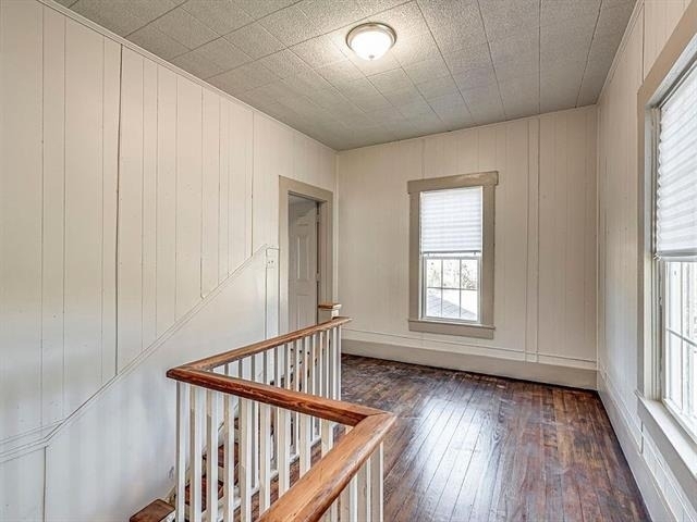 1221 W 2nd Avenue - Photo 1