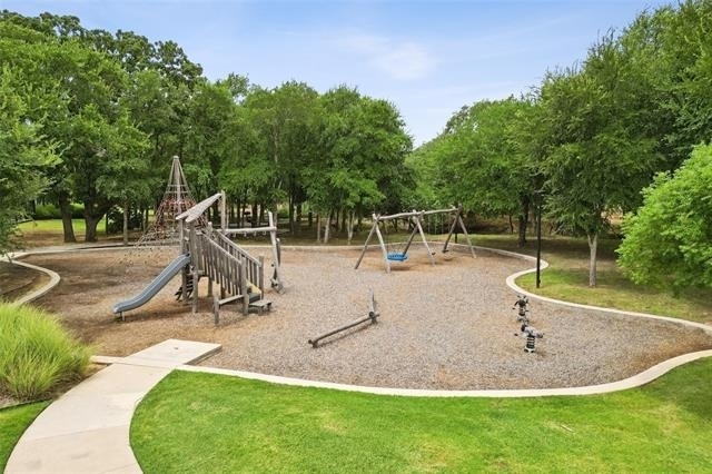 336 Cowling Drive - Photo 30