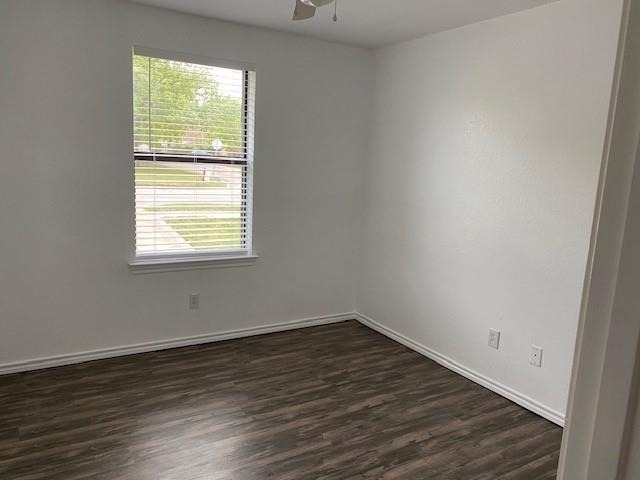 203 W Willow Street - Photo 4