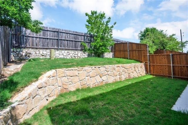 300 Woodgrove Drive - Photo 12