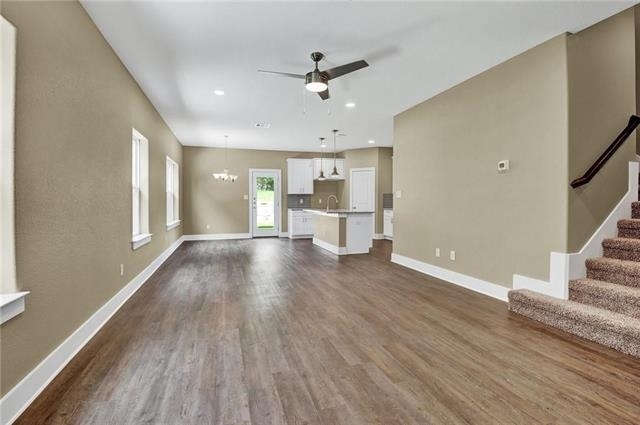 300 Woodgrove Drive - Photo 2
