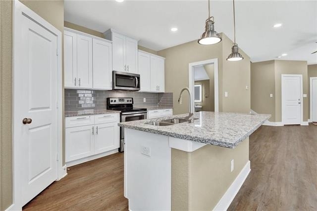 300 Woodgrove Drive - Photo 5