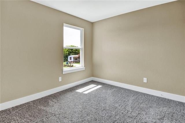 300 Woodgrove Drive - Photo 10
