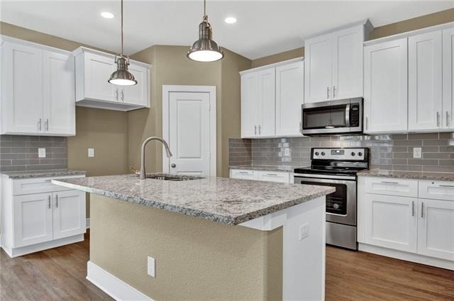 300 Woodgrove Drive - Photo 4