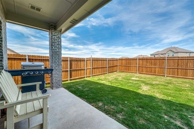 1417 Forever Way - Photo 21