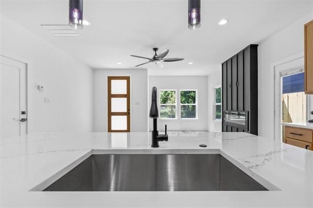 2714 Hector Street - Photo 9