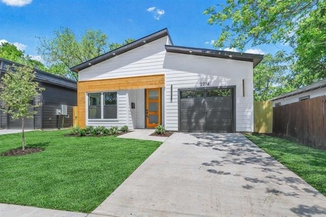 2714 Hector Street - Photo 1