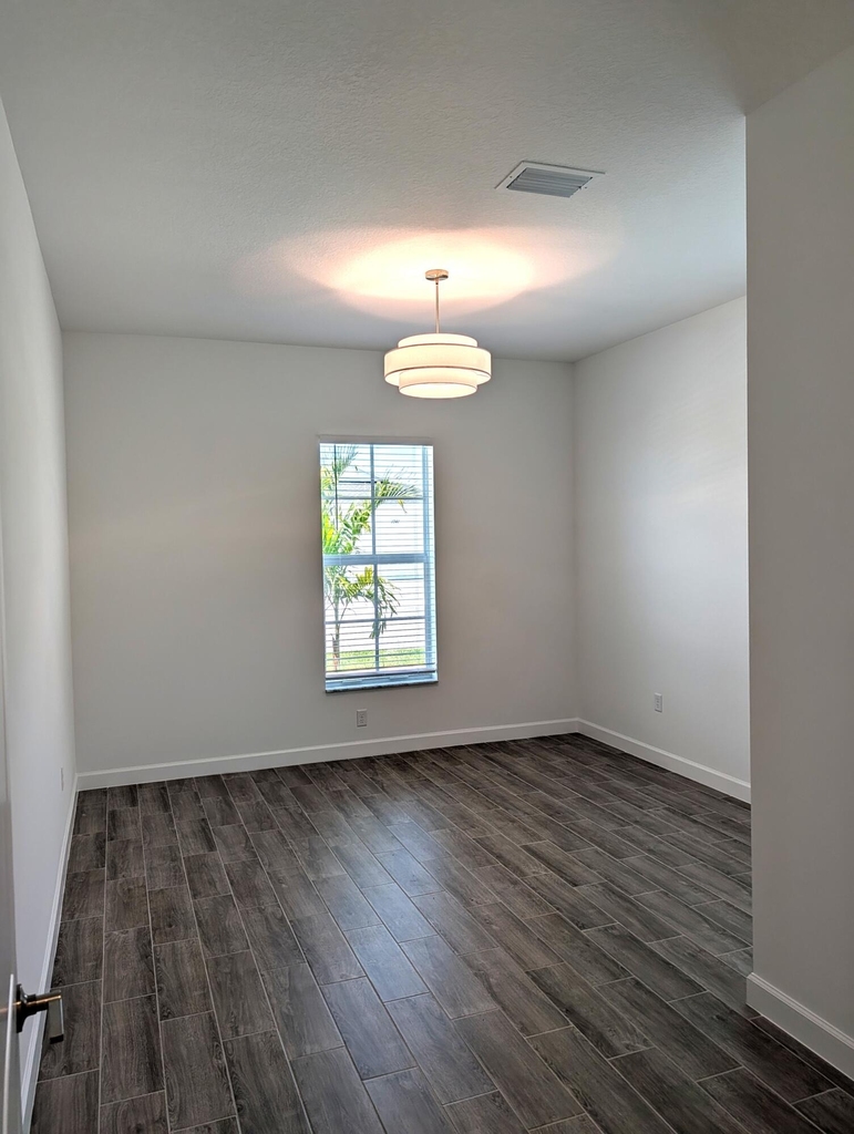 1332 Se Willow Oaks Street - Photo 11