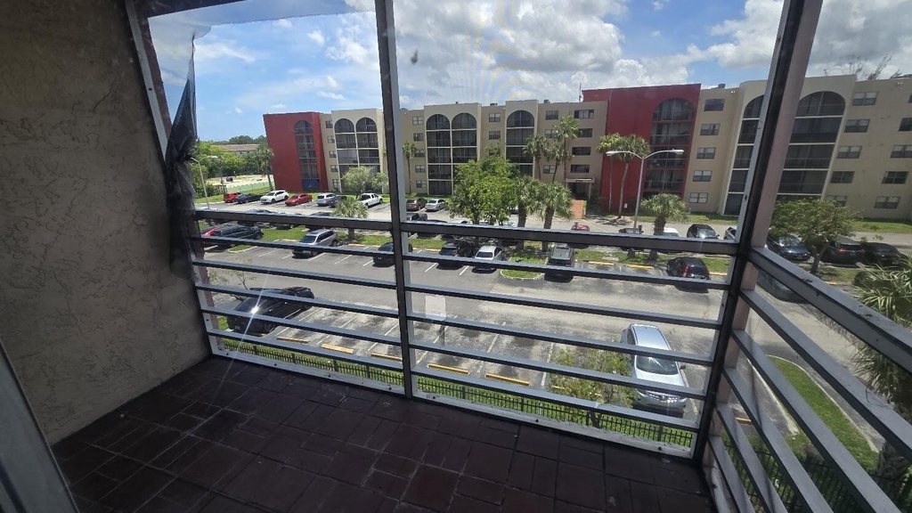 2800 Nw 56th Avenue - Photo 9