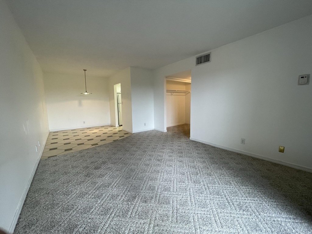 1601 S Flagler Drive - Photo 3