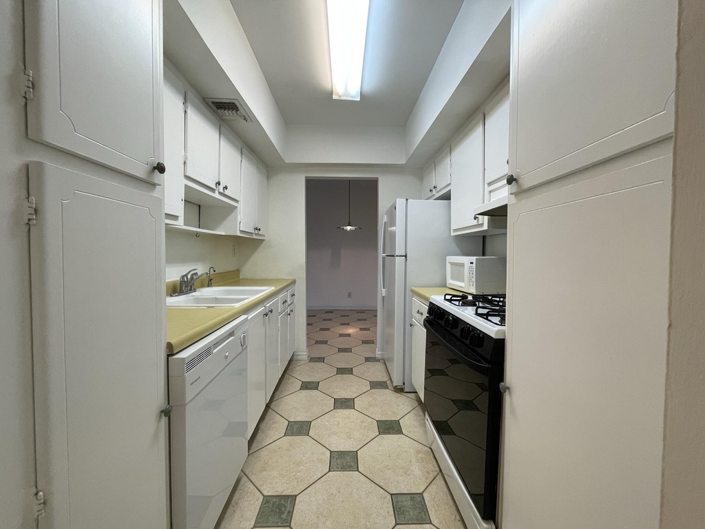 1601 S Flagler Drive - Photo 5