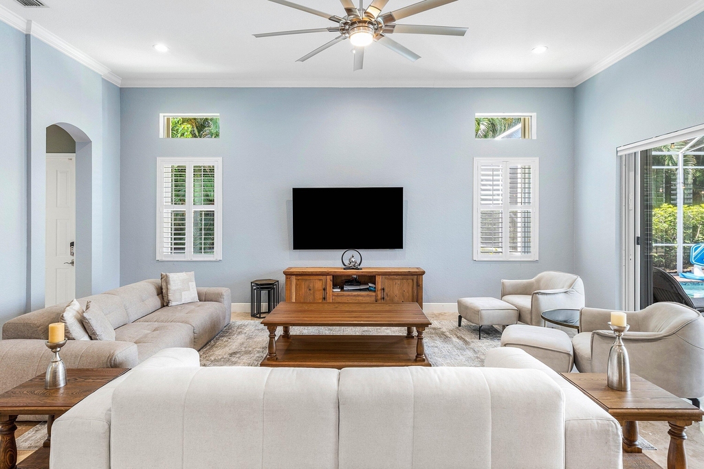 4675 Manderly Drive - Photo 9