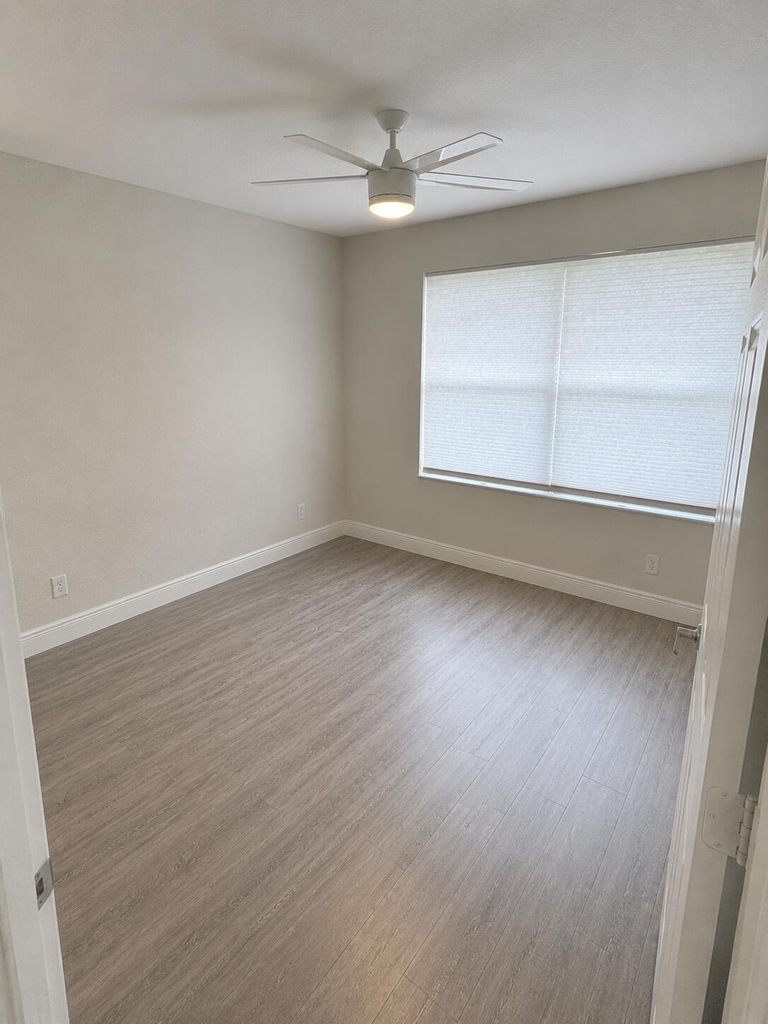 6330 Nw 80th Drive - Photo 15