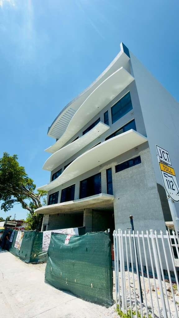 4110 Nw 22nd Avenue - Photo 6