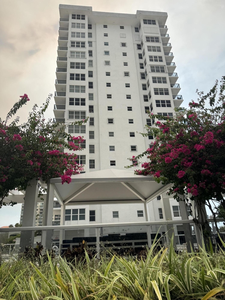 3015 N Ocean Boulevard - Photo 15