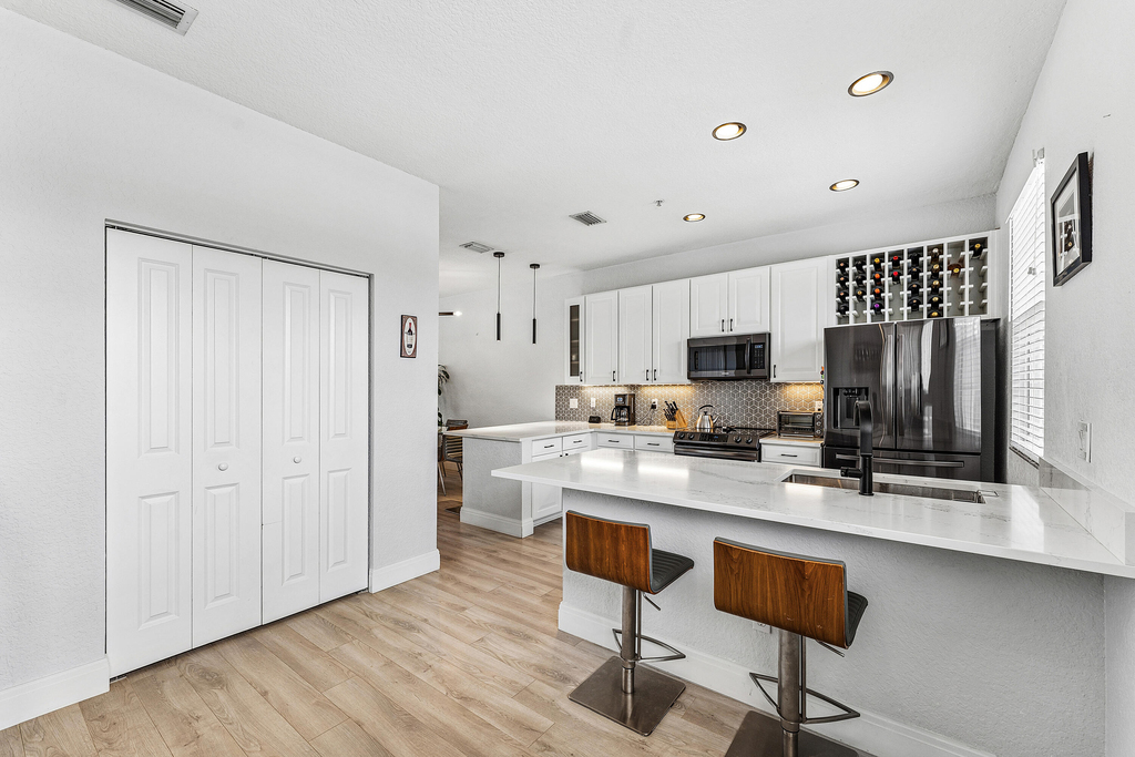 295 Ne 5th Avenue - Photo 6