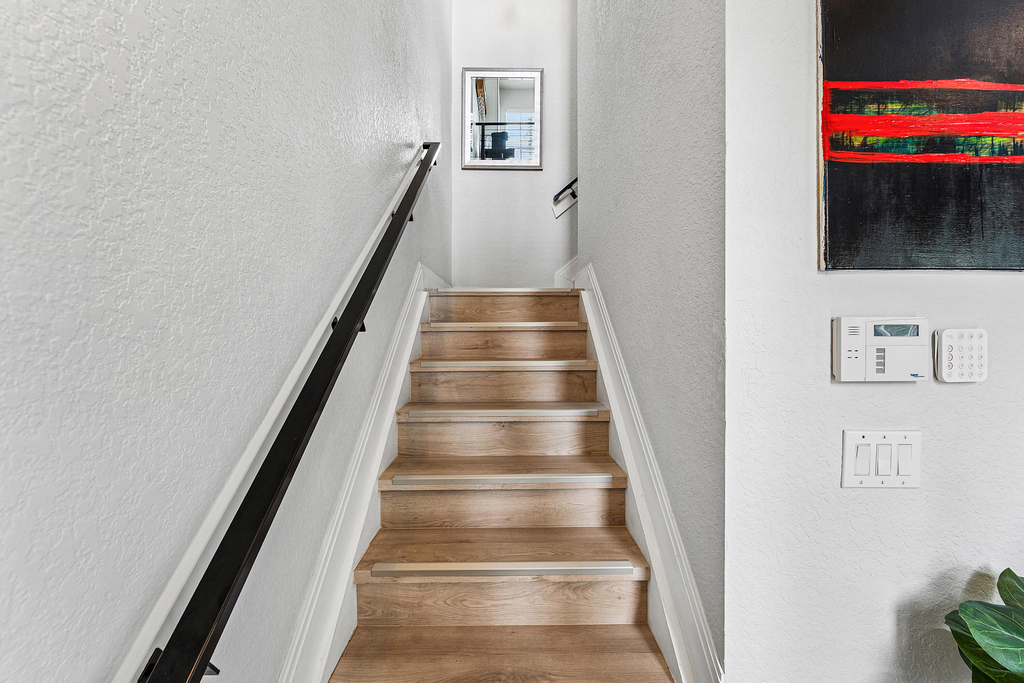 295 Ne 5th Avenue - Photo 4