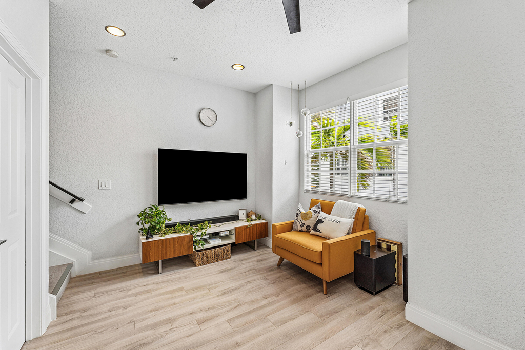 295 Ne 5th Avenue - Photo 13