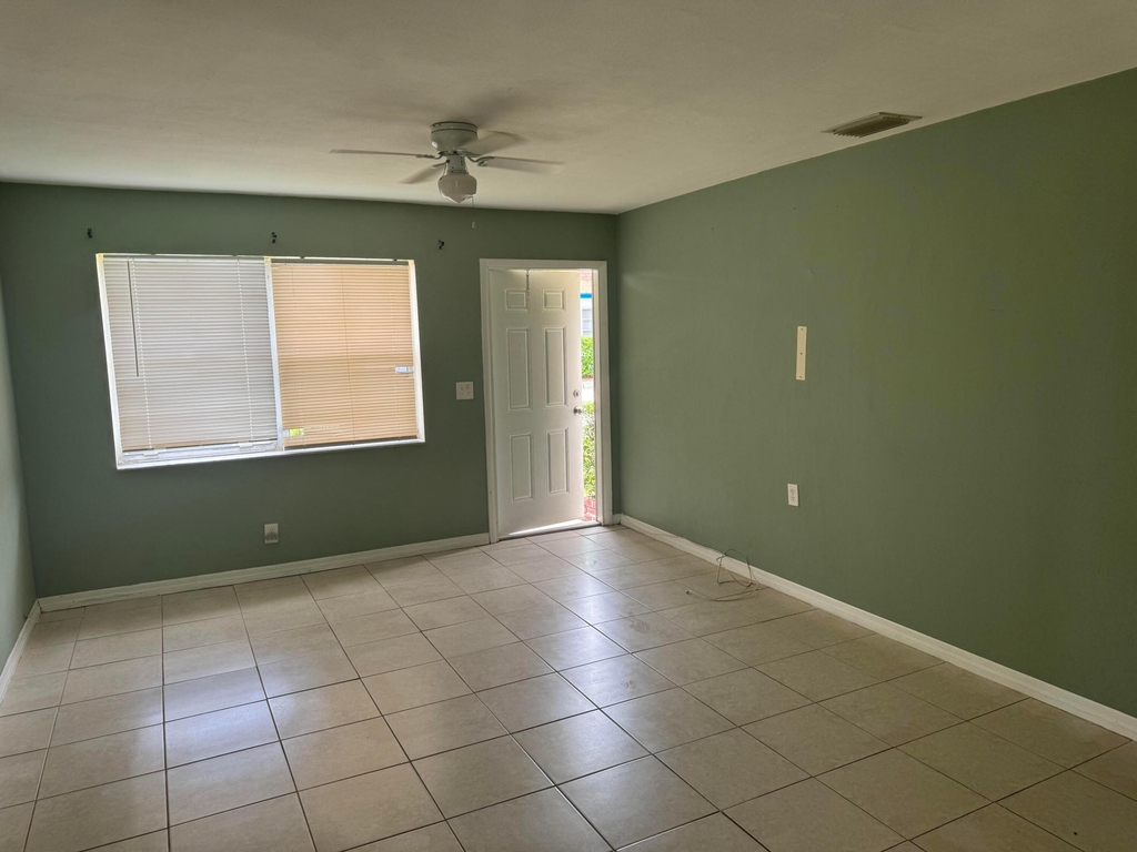 1401 N J Street - Photo 7