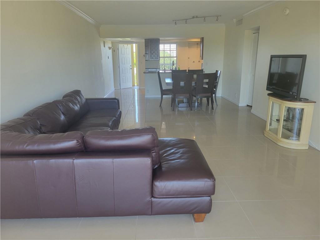 3050 N Palm Aire Drive - Photo 16