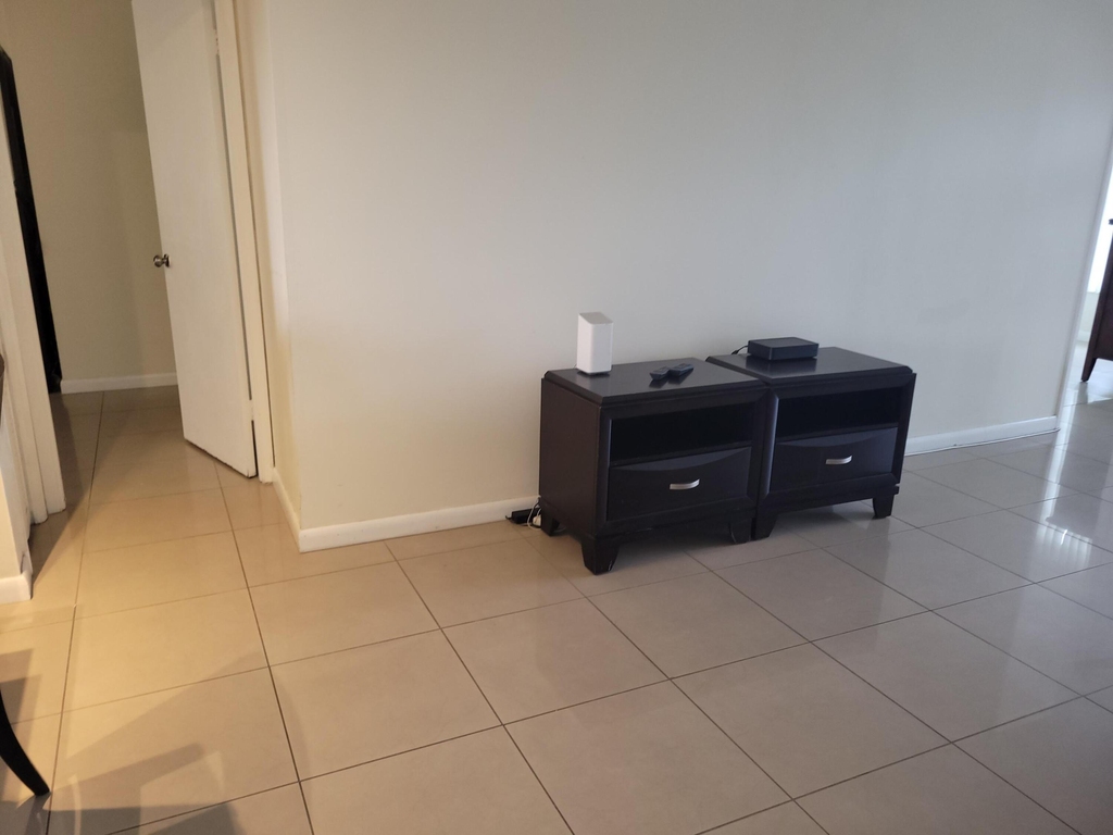 3050 N Palm Aire Drive - Photo 20
