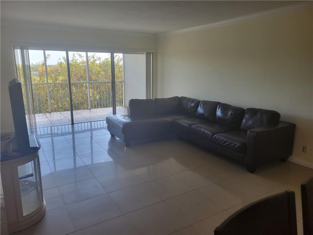 3050 N Palm Aire Drive - Photo 15