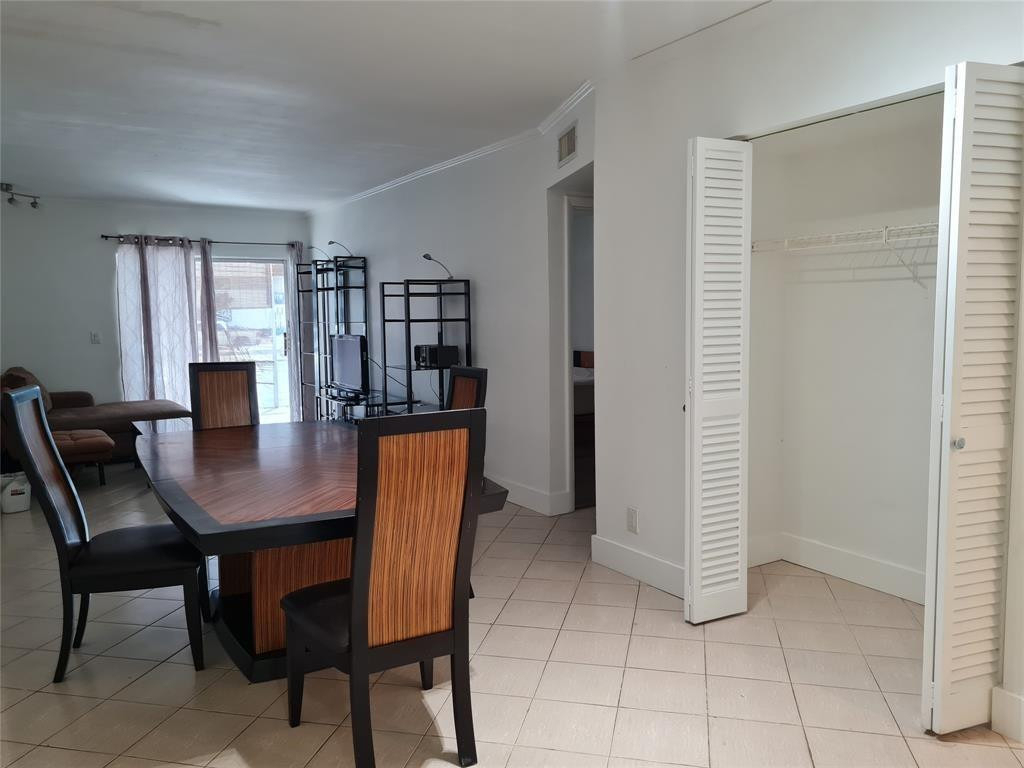 300 Golden Isles Drive - Photo 8