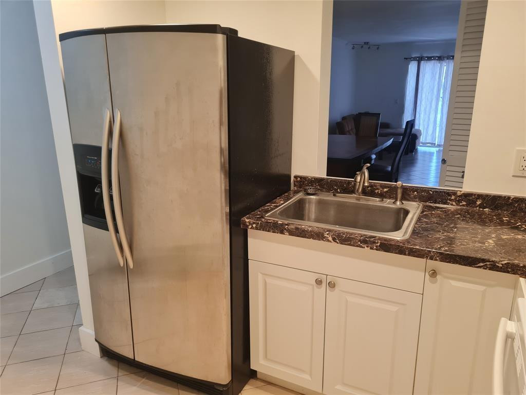 300 Golden Isles Drive - Photo 6