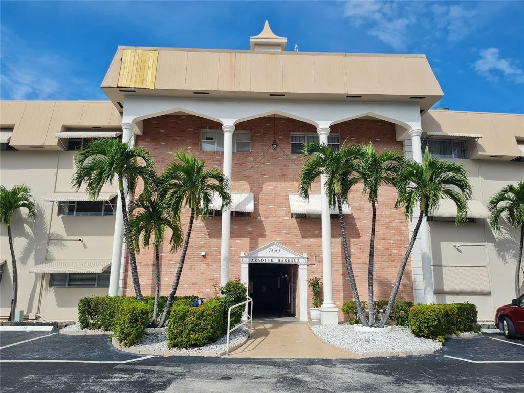 300 Golden Isles Drive - Photo 17