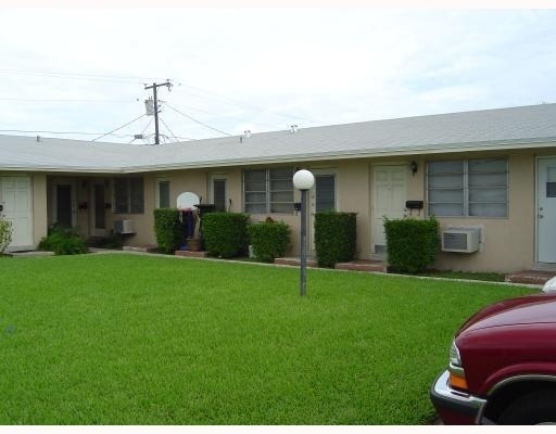 7624 Pembroke Road - Photo 1