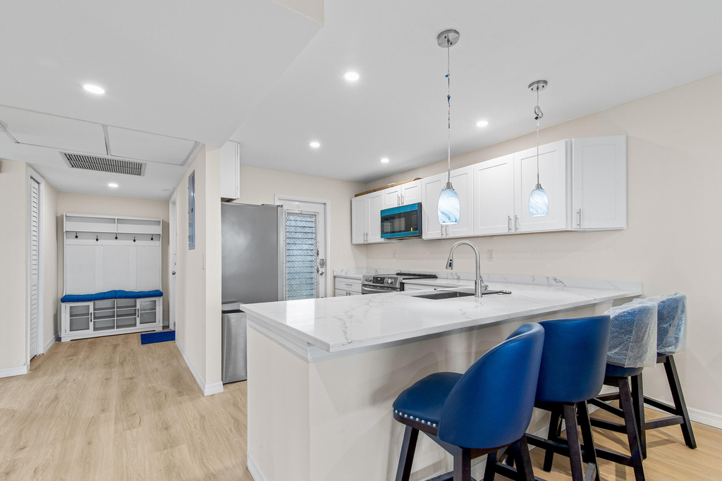 2901 S Palm Aire Drive - Photo 10