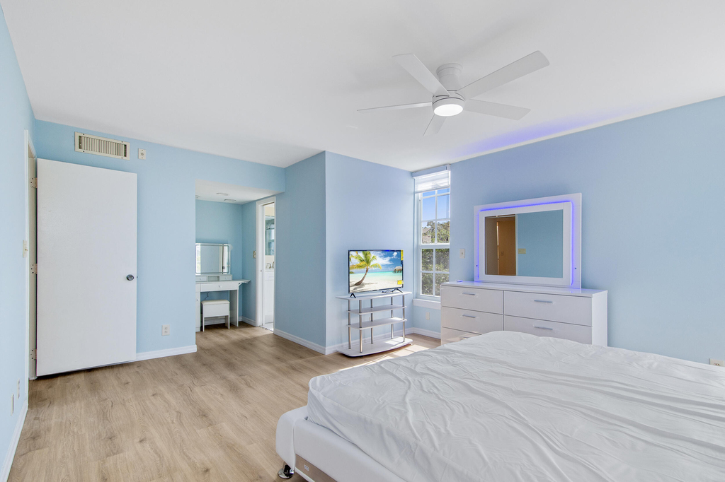 2901 S Palm Aire Drive - Photo 8