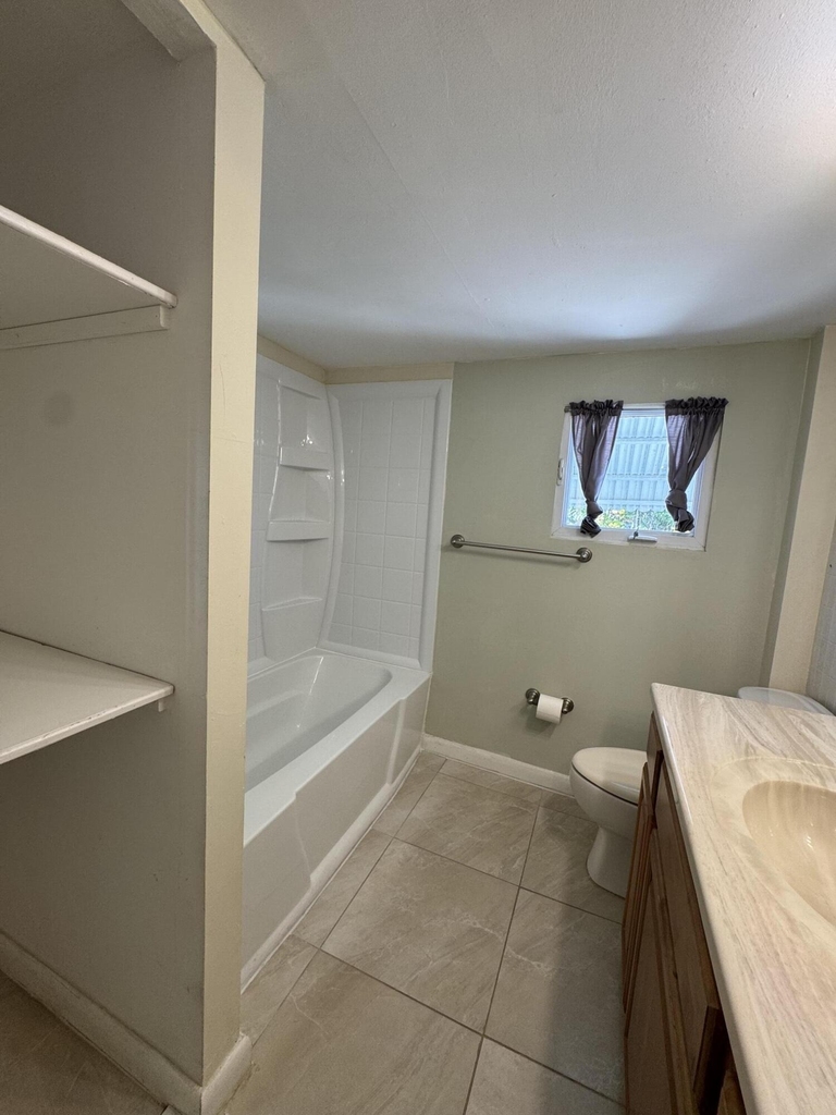245 Lee Avenue - Photo 4