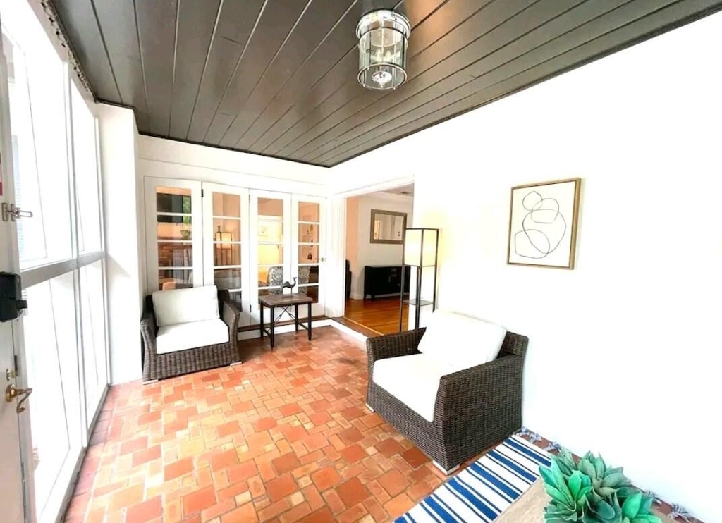 1403 Se 2nd Street - Photo 4
