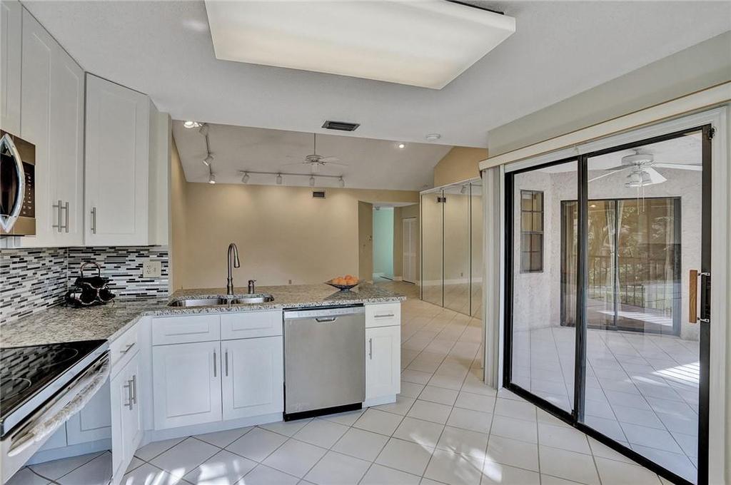 6698 Montego Bay Boulevard - Photo 1