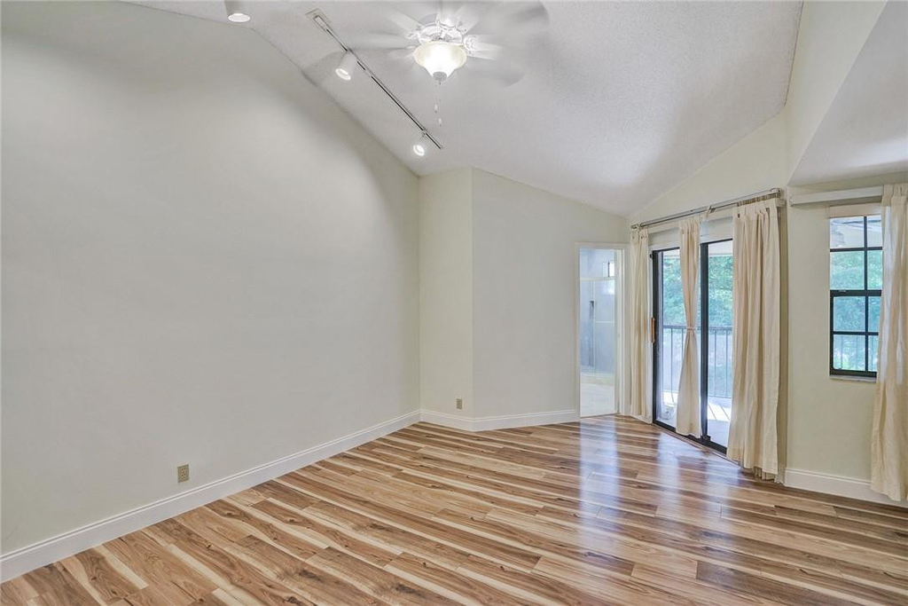 6698 Montego Bay Boulevard - Photo 9