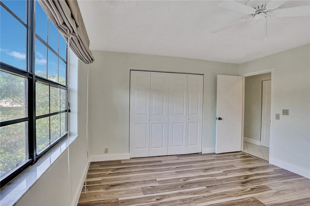 6698 Montego Bay Boulevard - Photo 16