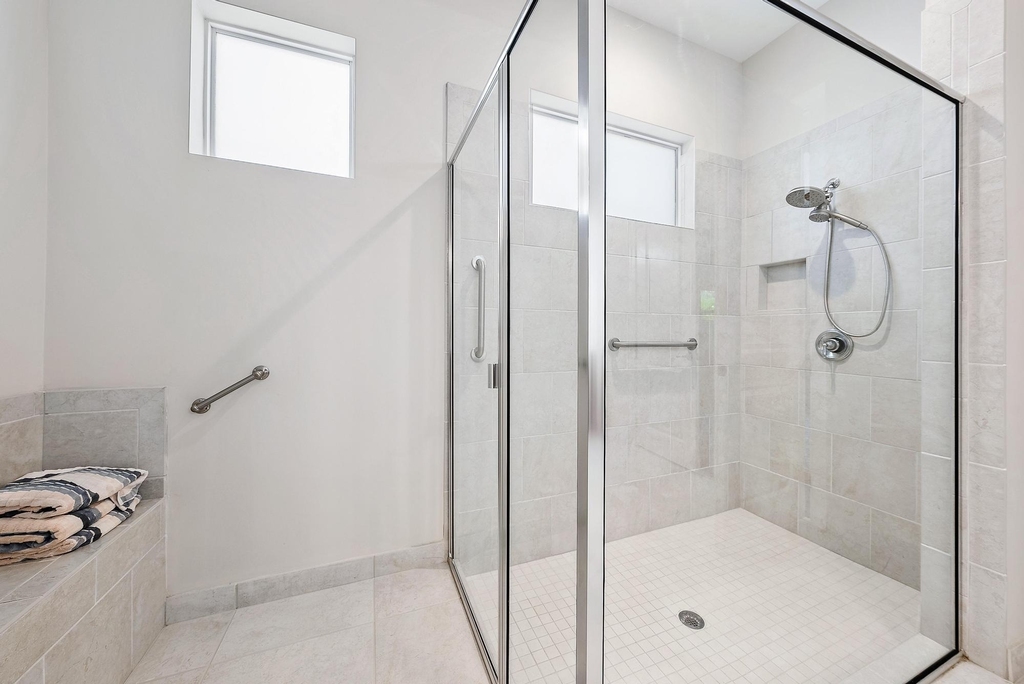 8883 Kingsmoor Way - Photo 2