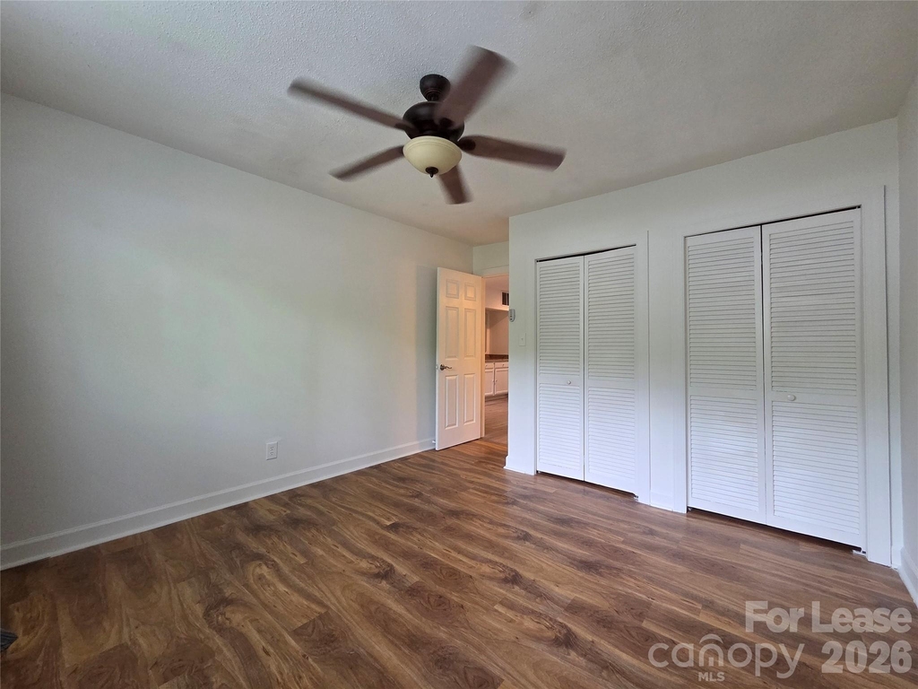 23 Longbow Court - Photo 7