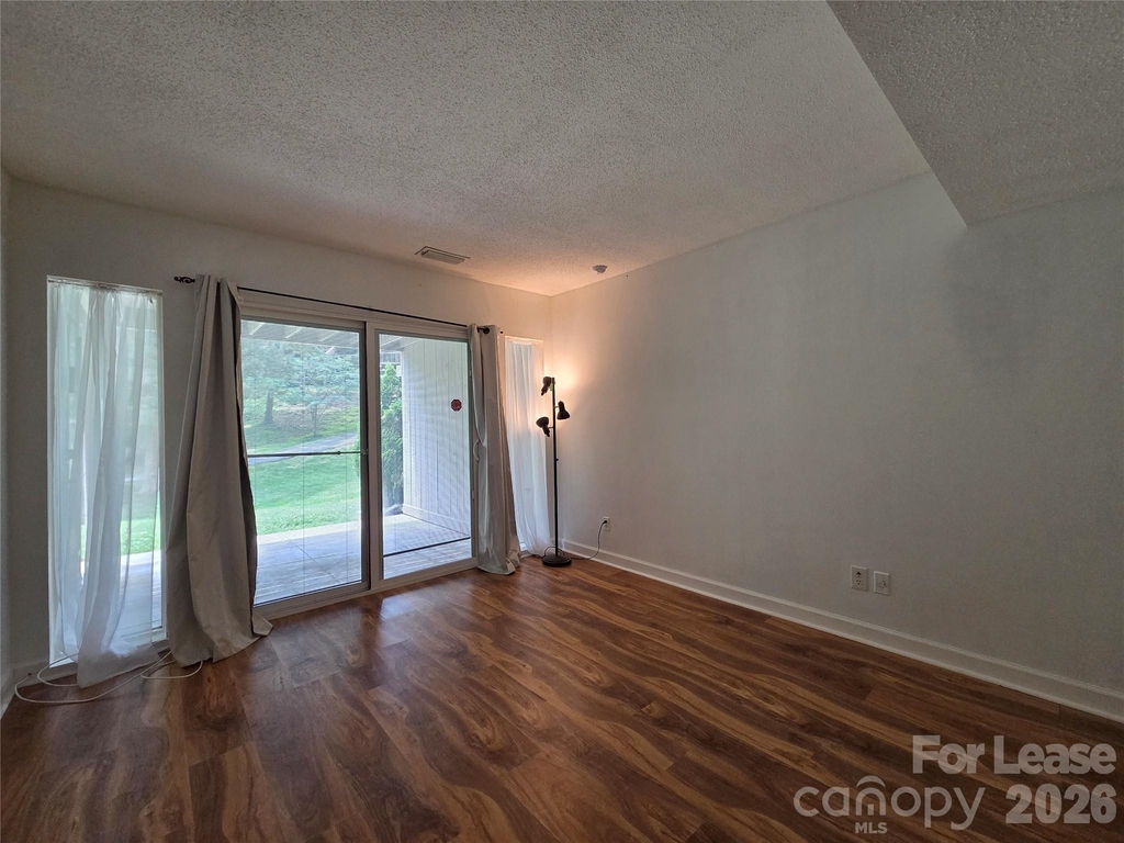 23 Longbow Court - Photo 24