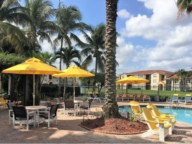 15055 Michelangelo Boulevard - Photo 3