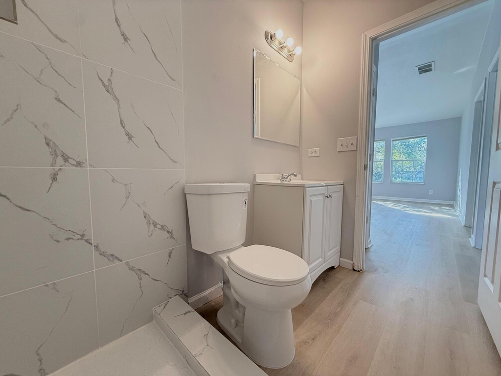 5289 Stacy Street - Photo 0