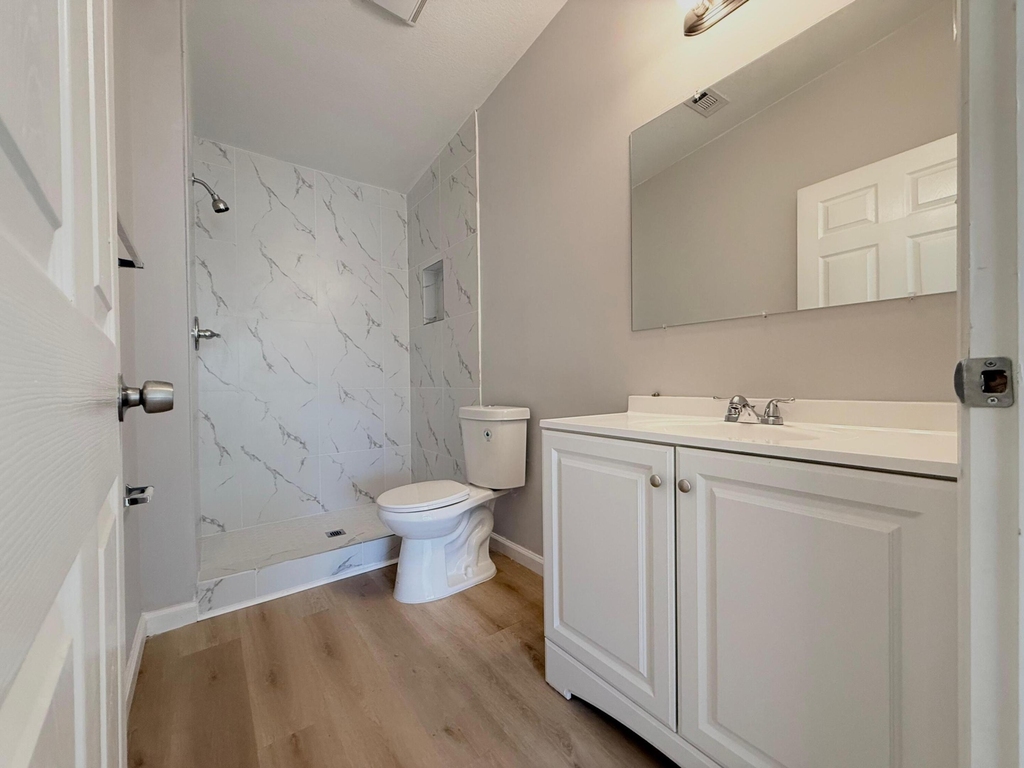 5289 Stacy Street - Photo 8