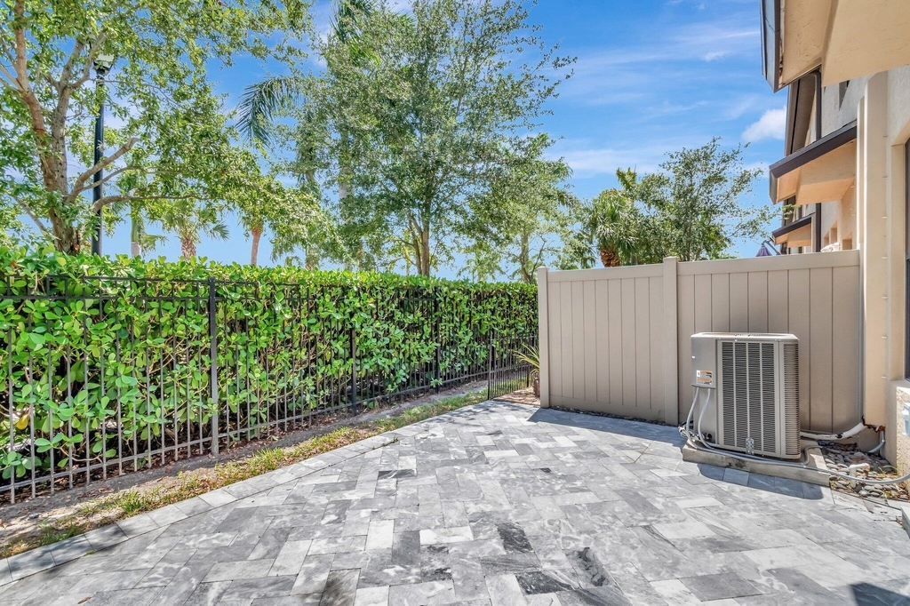 2854 Bard Street - Photo 30