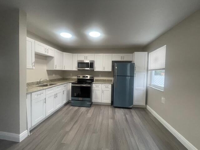 4393 Windsor Avenue - Photo 5