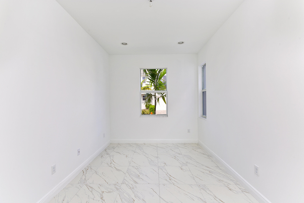 6979 Pines Circle - Photo 6